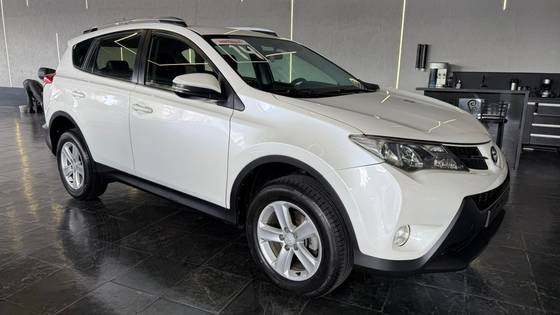 TOYOTA RAV4 2.0 4X2 16V GASOLINA 4P AUTOMÁTICO TOYOTA RAV4 2.0 4X2 16V GASOLINA 4P AUTOMÁTICO